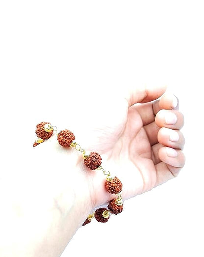 3757